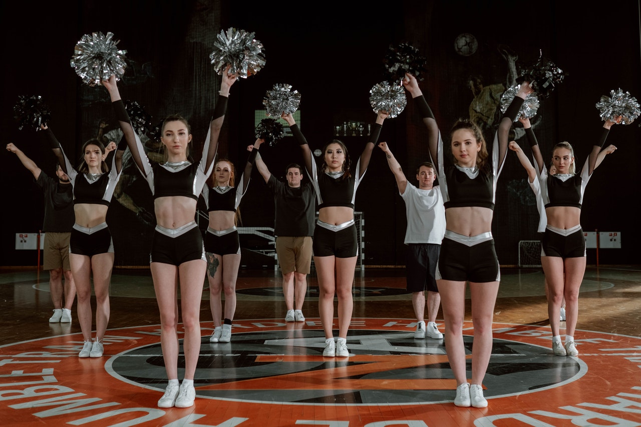 Does cheerleading make you shorter - Facts and Myths