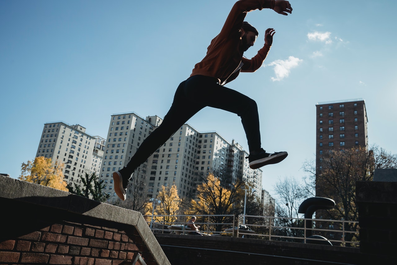 What is the difference between free-running and parkour?